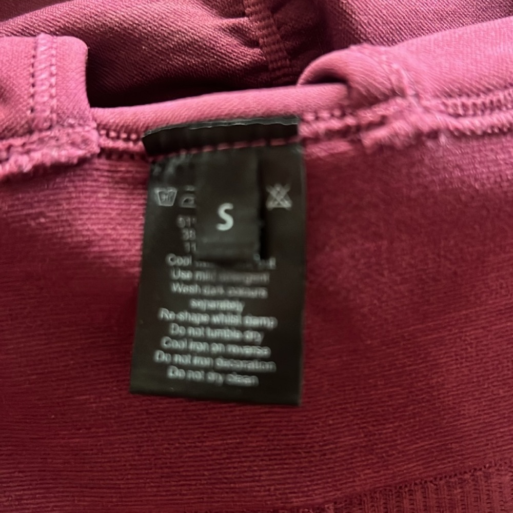 Alphalete sports bra - Picture 3 of 3